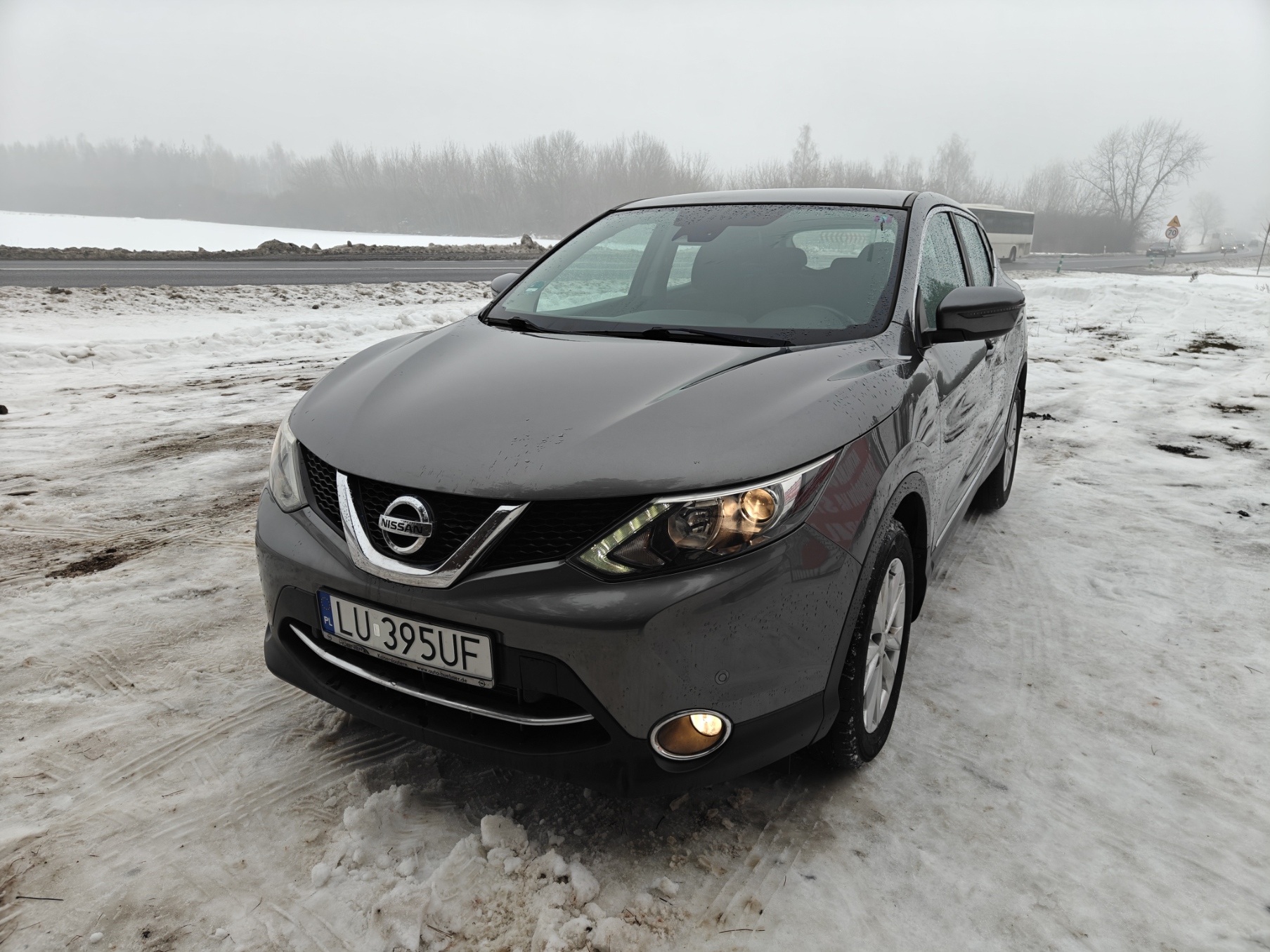 NISSAN QASHQAI 1.2T AUTOMAT 7B SUPER STAN I WYPOSAŻENIE